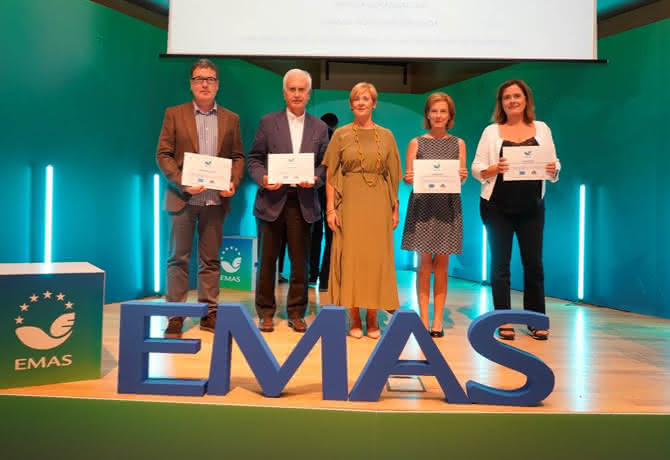 Entrega de reconocimiento EMAS